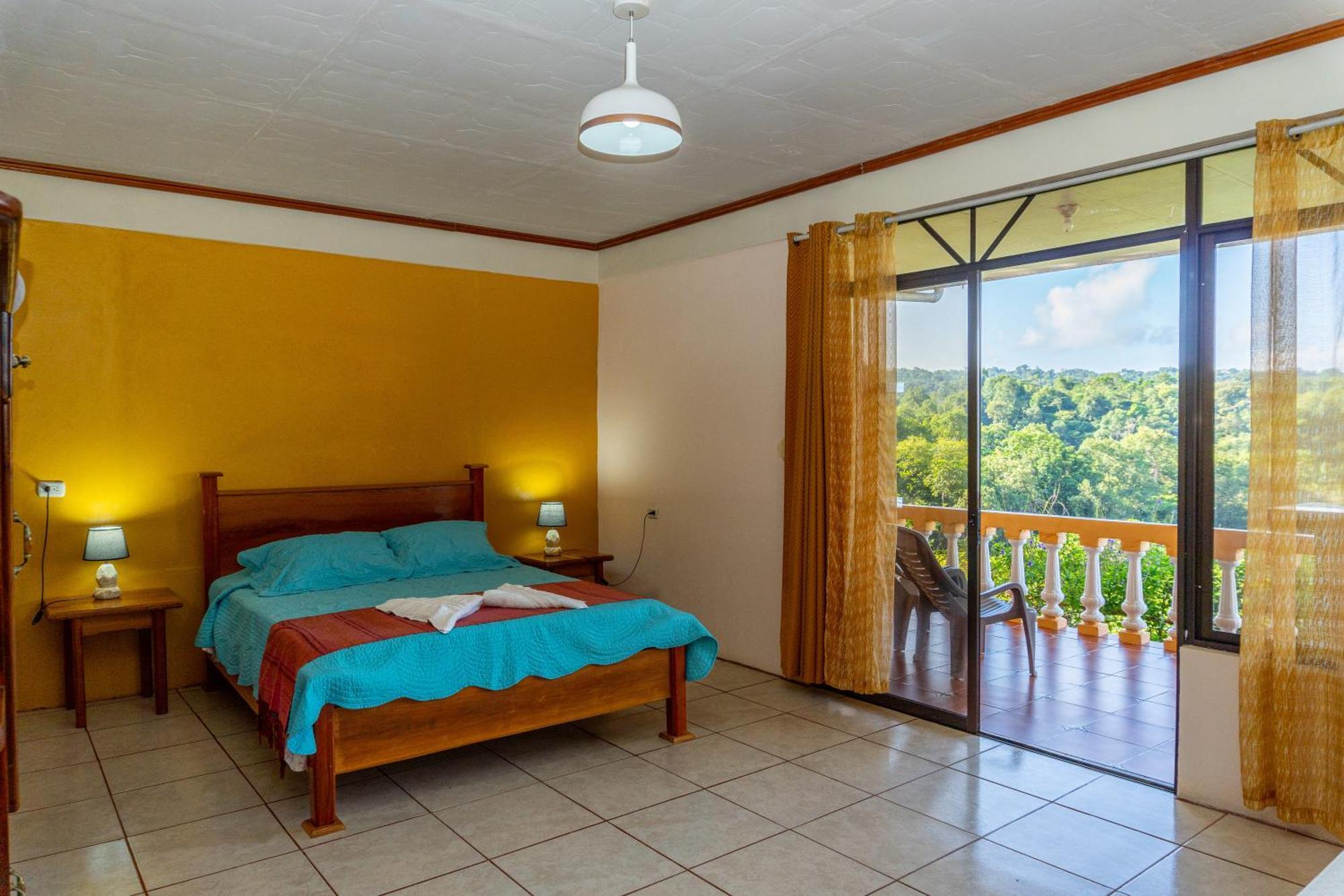 Villa Manolo Ocean And Forest View Hotel Drakes Bay Exteriör bild
